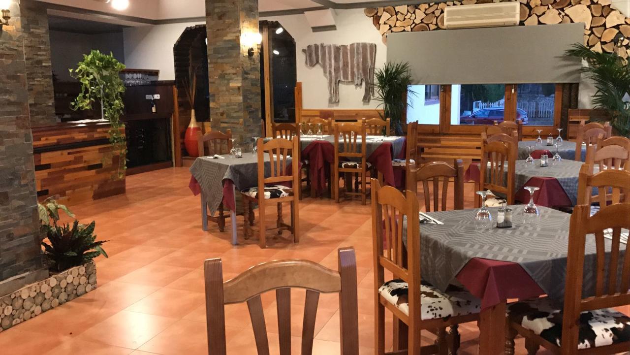 Hostal Venta Del Peral Cullar de Baza Екстериор снимка