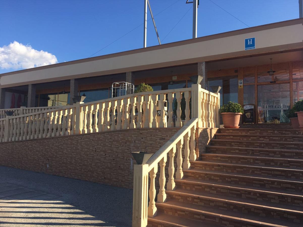 Hostal Venta Del Peral Cullar de Baza Екстериор снимка